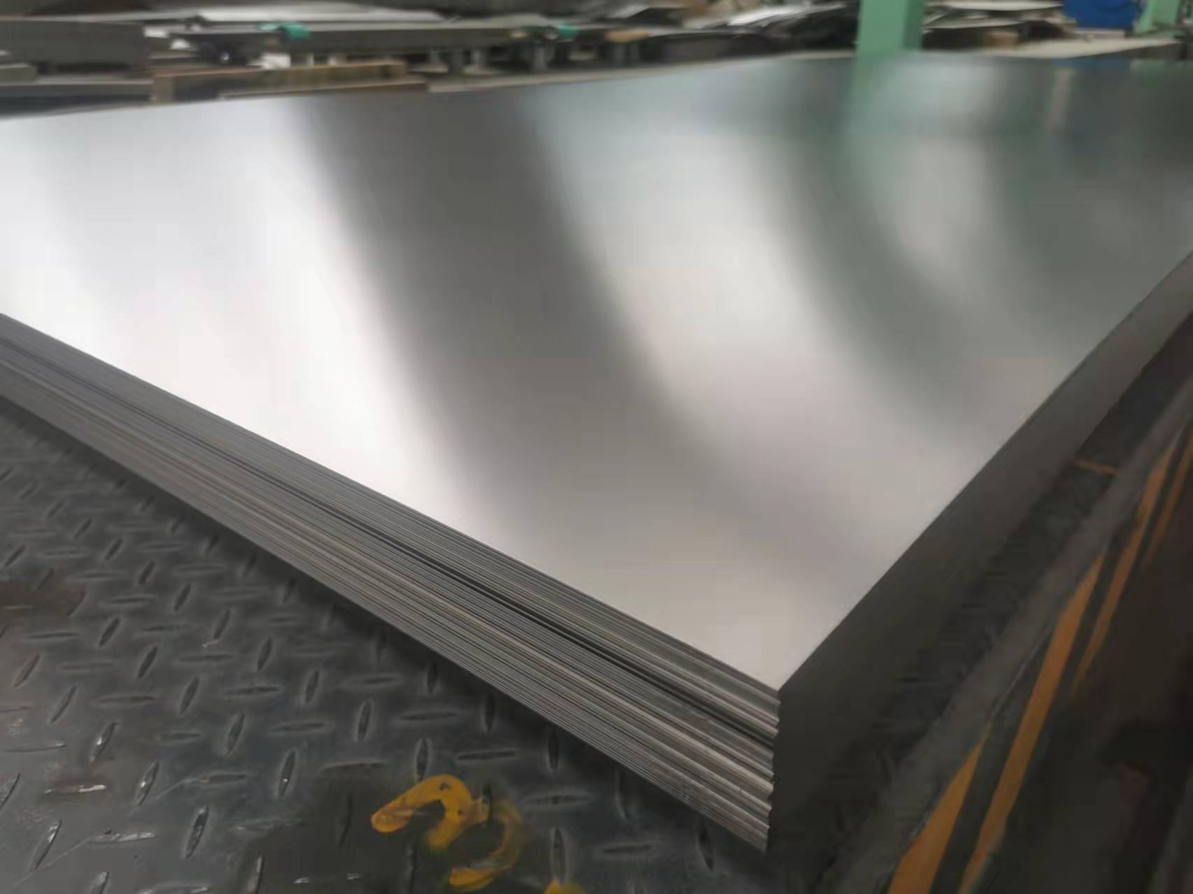 Corrosion Resistance of Monel 400 Sheet in Seawater and Chemical Environments